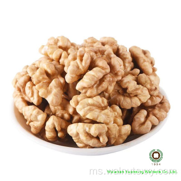 Walnut rendah berkualiti tinggi kernel bahagian cahaya